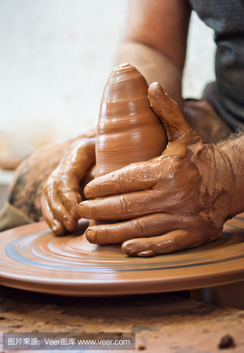 陶器的手